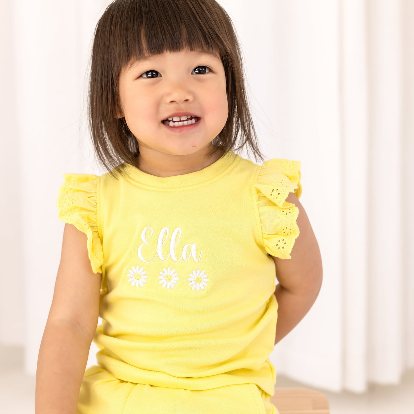 Personalised embroidered daisy lace trim t shirt and short set