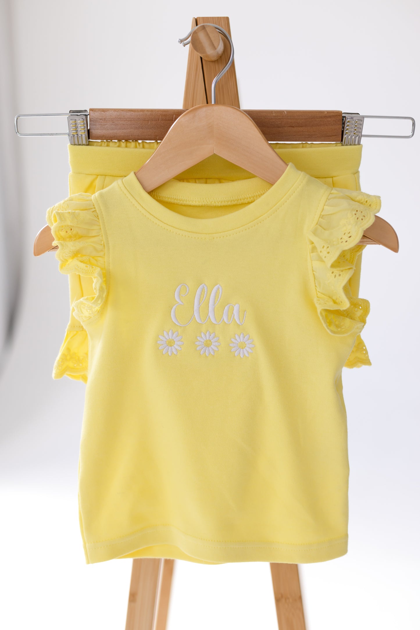 Personalised embroidered daisy lace trim t shirt and short set