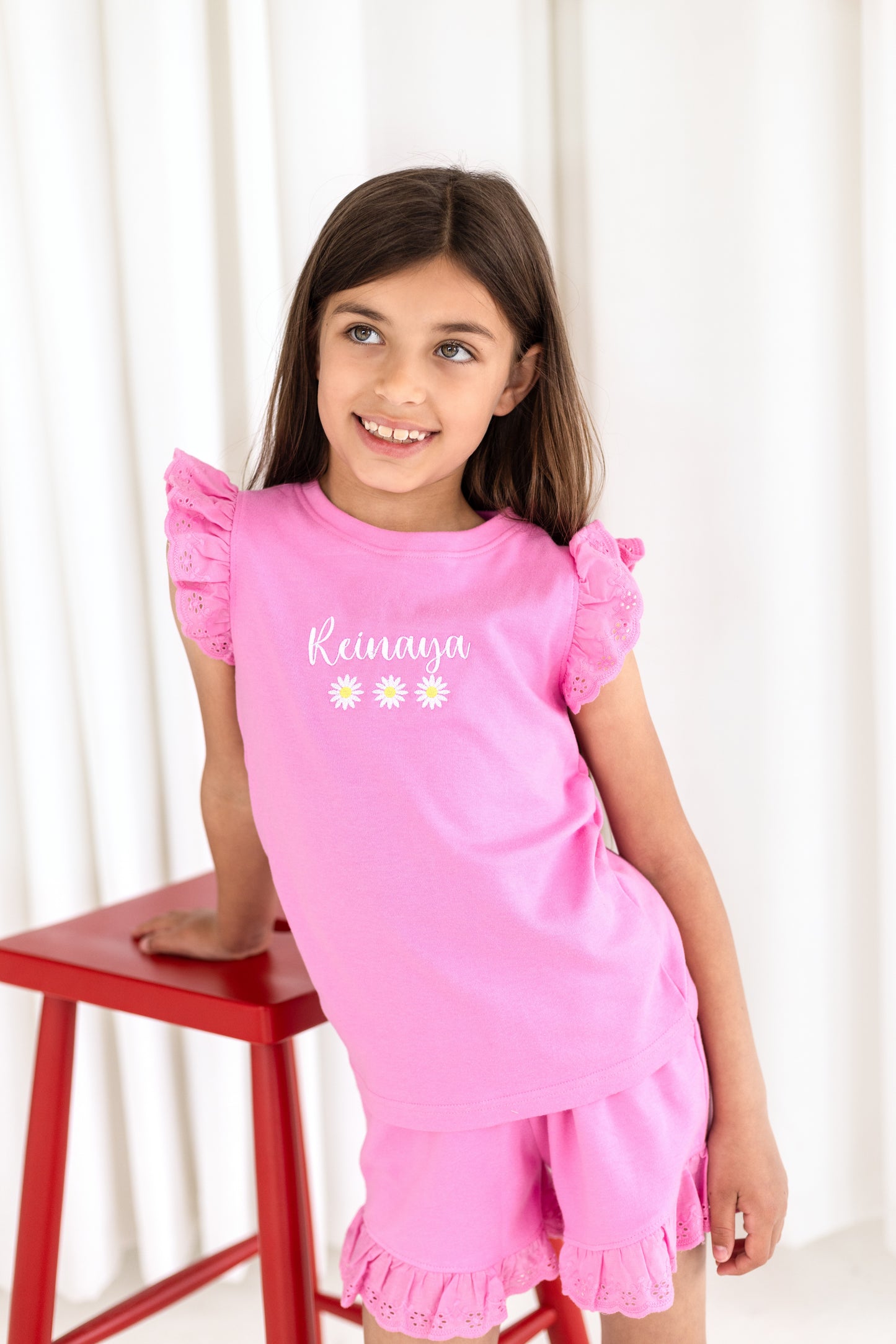 Personalised embroidered daisy lace trim t shirt and short set