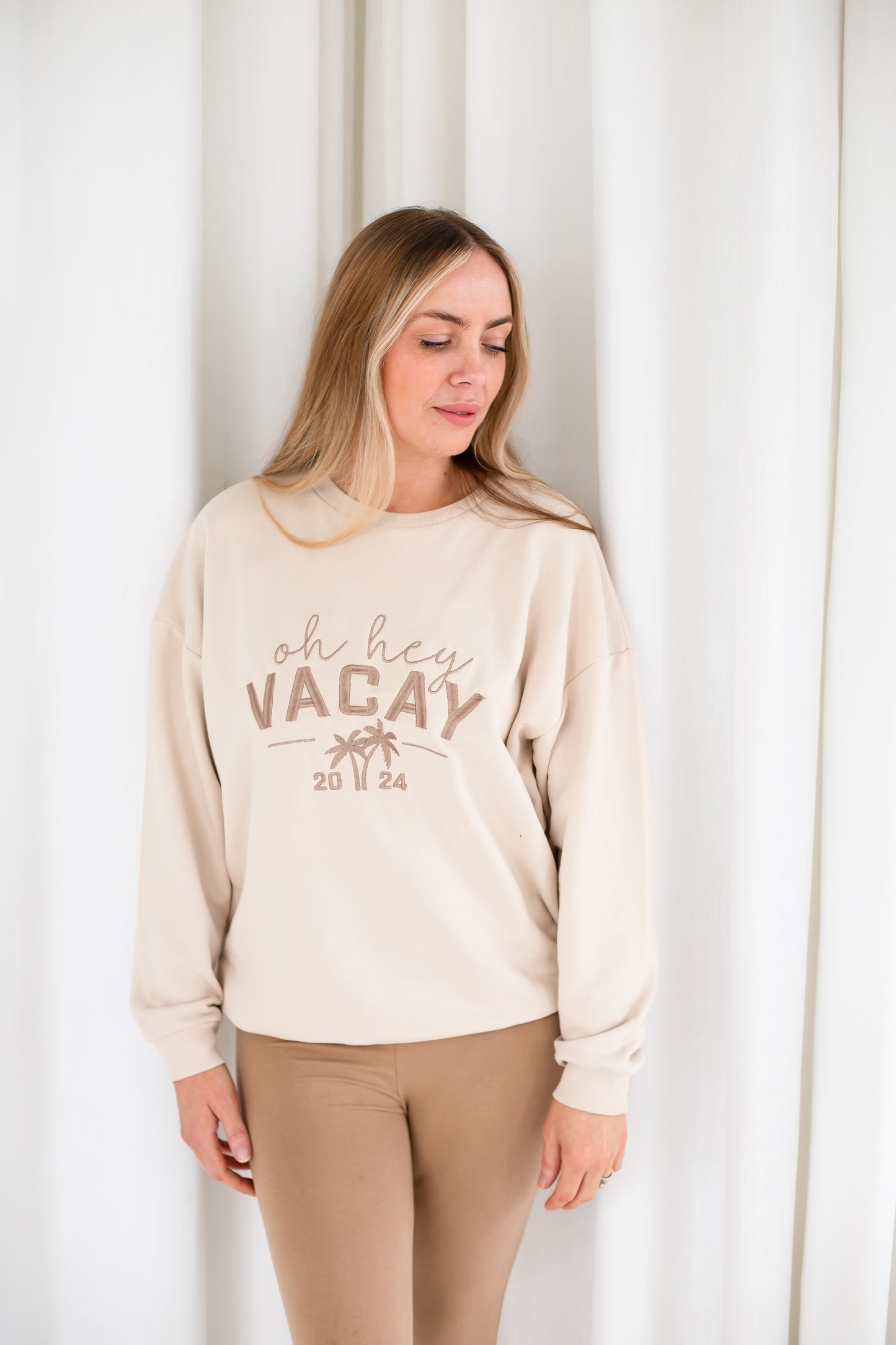 Child's 'Oh hey Vacay 25' embroidered mini me holiday sweatshirt