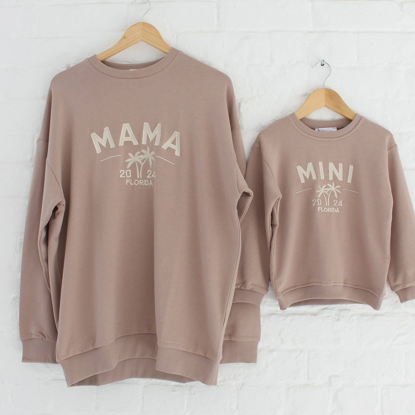 'MAMA 24' personalised embroidered holiday mini me sweatshirt