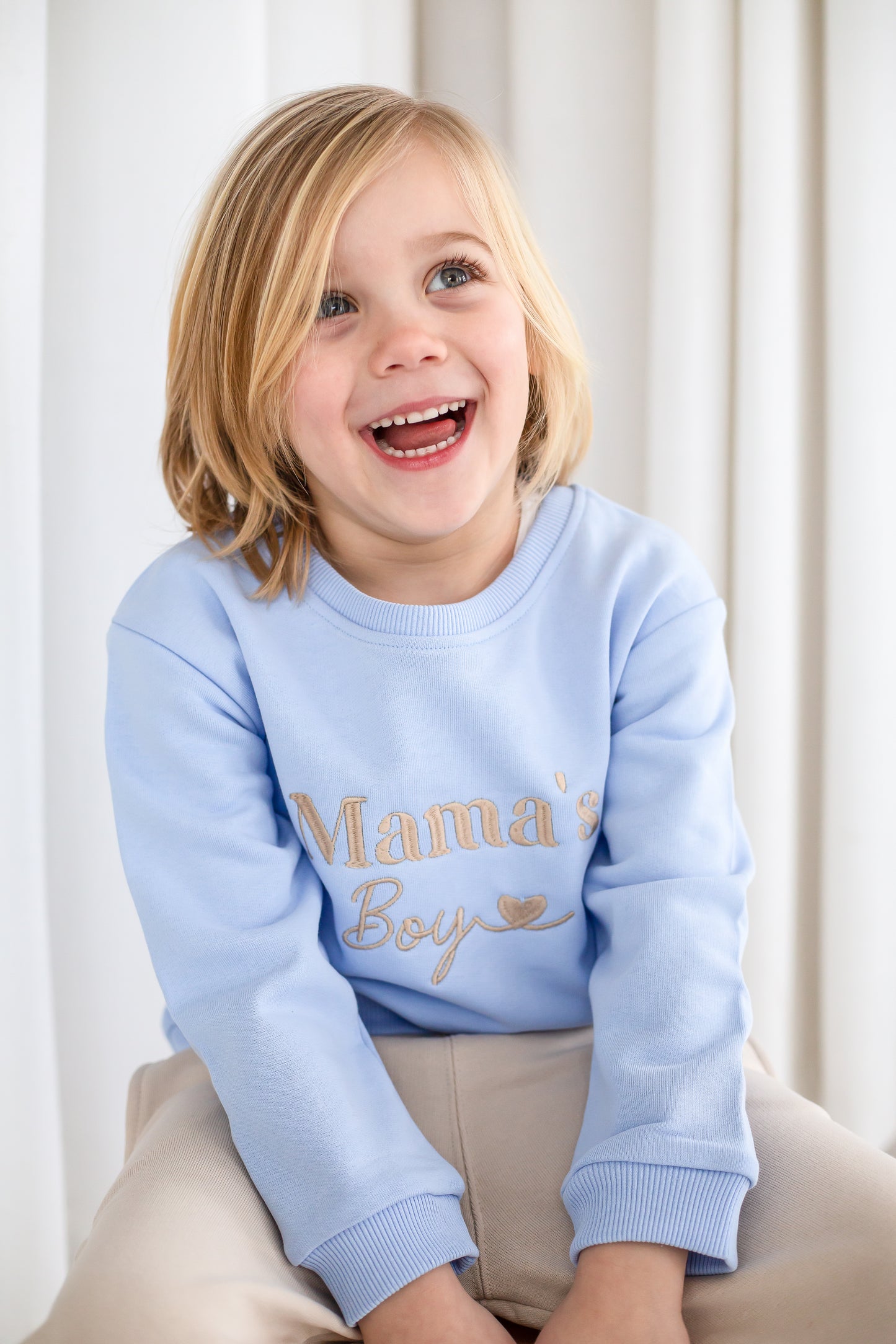Mama's Boy embroidered love heart Sweatshirt