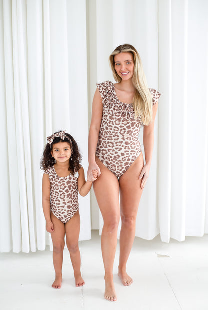 Ladies ruffle back leopard swimsuit