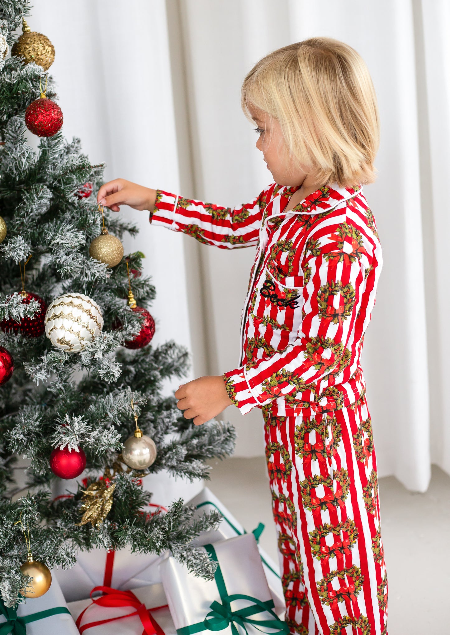 Family Christmas garland print personalised embroidered pyjamas - Ladies, men's and kids available