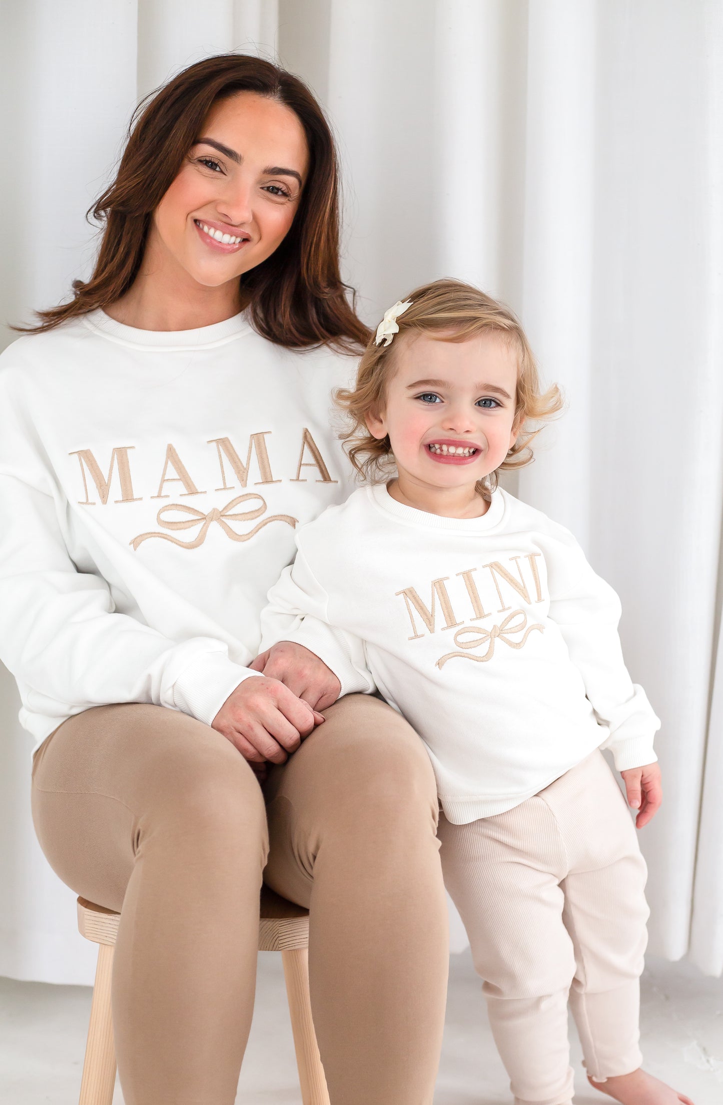 AW Mini Child's embroidered matching mini me sweatshirt with bow design